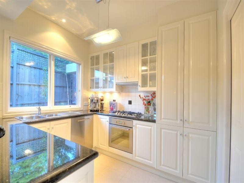 4 Omar Street, Templestowe Lower VIC 3107