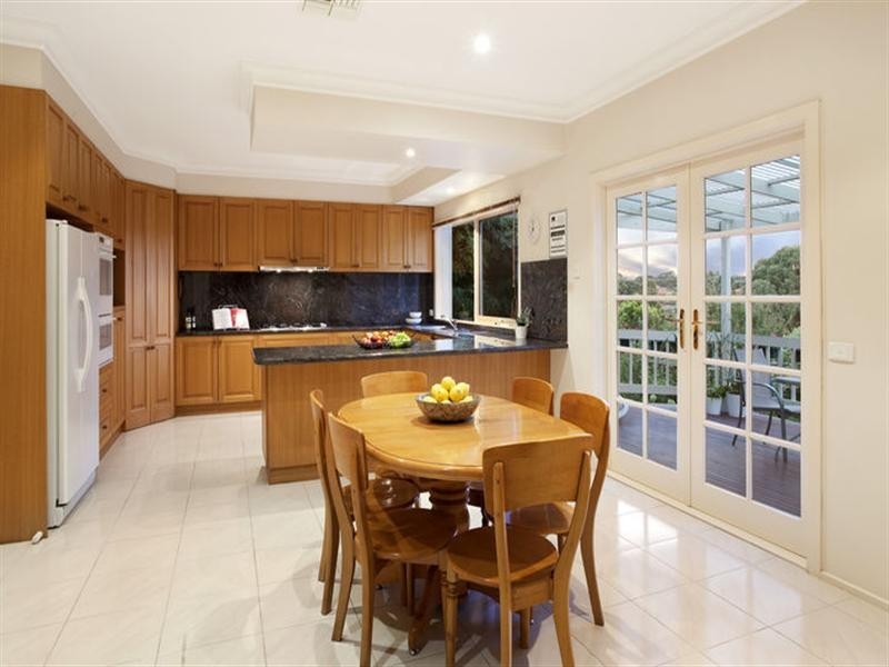 14 Whitehall Court, Templestowe VIC 3106