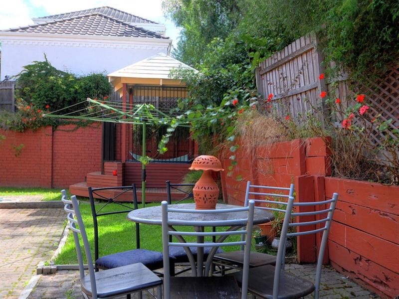 1 Maroney Court, Doncaster East VIC 3109