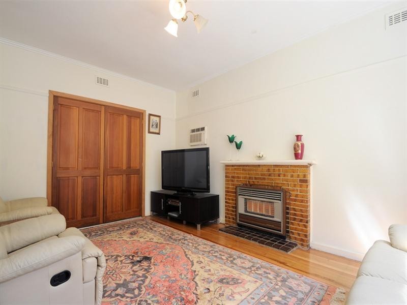 37 Haig Street, Box Hill South VIC 3128