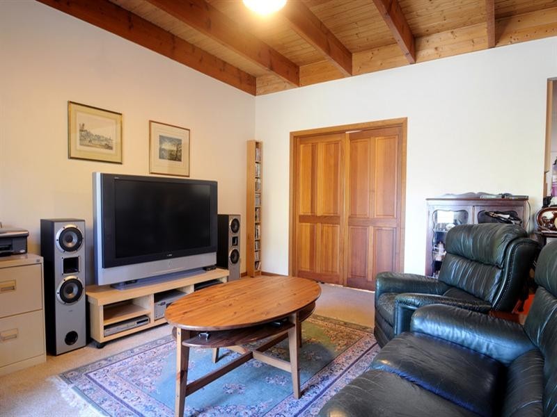 37 Haig Street, Box Hill South VIC 3128