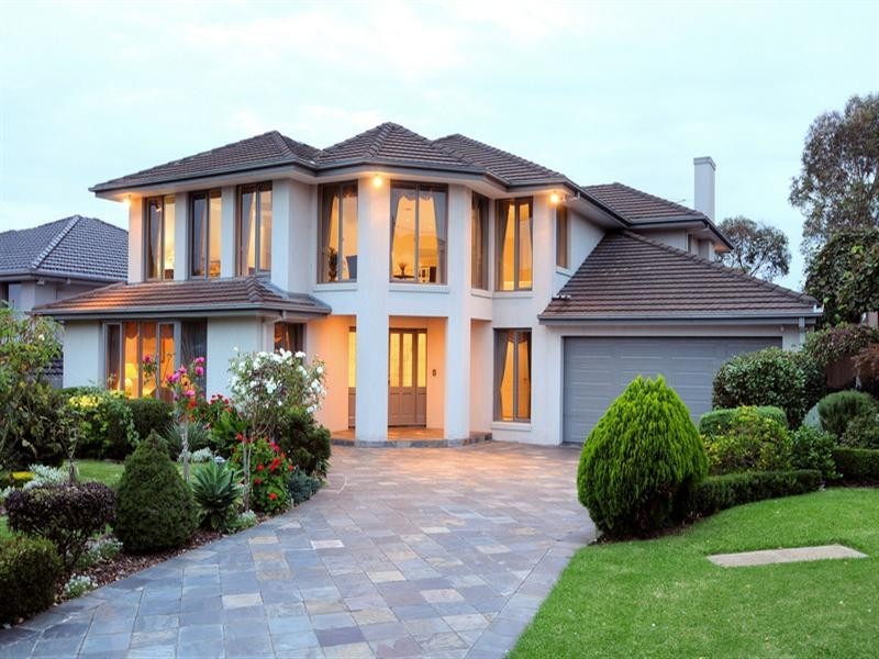 24 Hillhouse Road, Templestowe VIC 3106