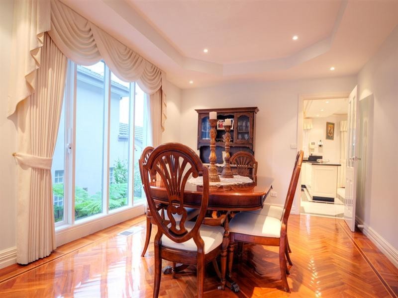 24 Hillhouse Road, Templestowe VIC 3106