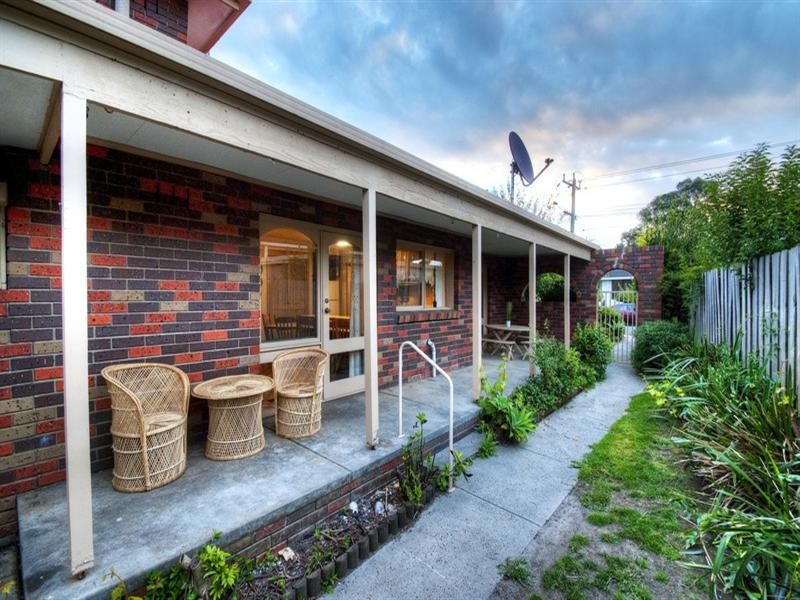 56 Worthing Avenue, Burwood East VIC 3151