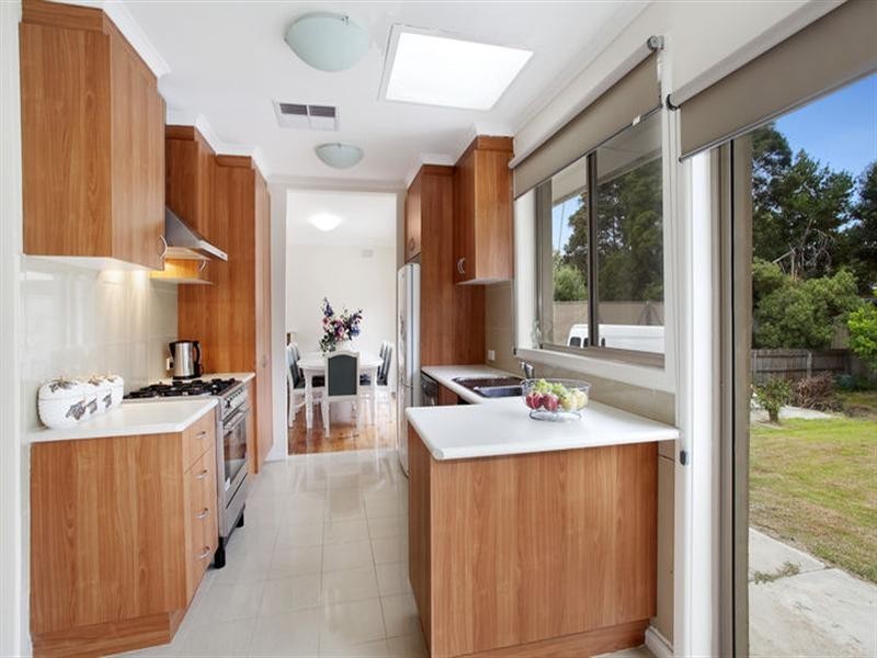 5 Ralund Road, Doncaster VIC 3108