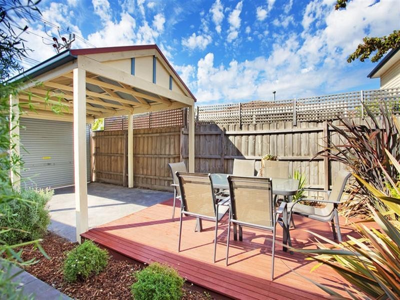 26 Lincoln Avenue, Glen Waverley VIC 3150