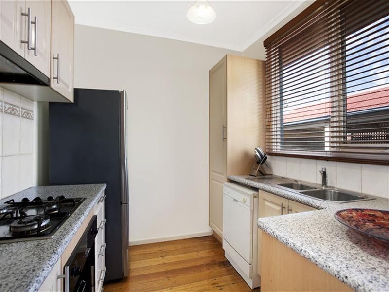 26 Lincoln Avenue, Glen Waverley VIC 3150