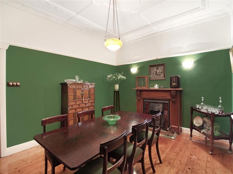 64 Middlesex Road, Surrey Hills VIC 3127