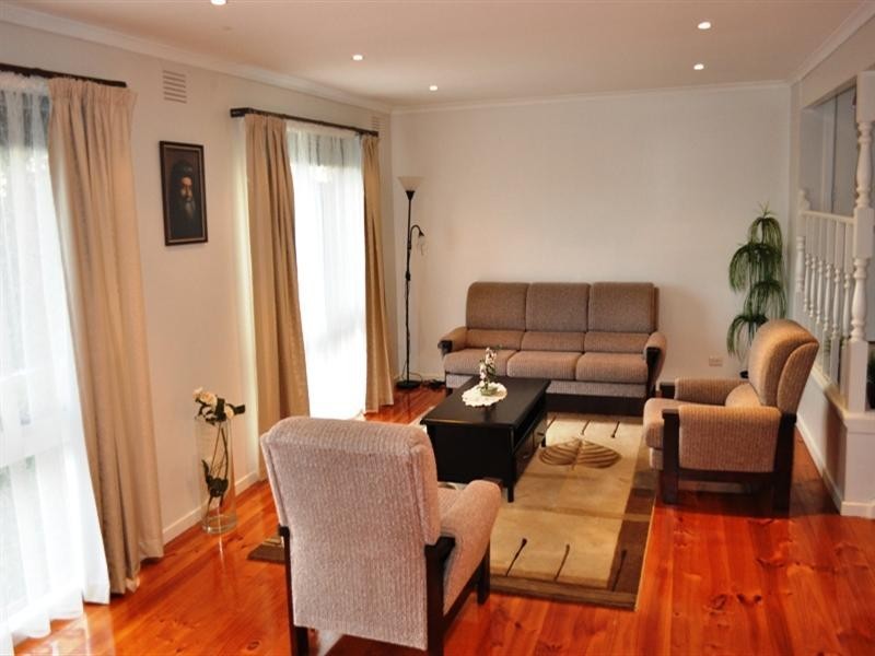 1 Deep Creek Drive, Doncaster East VIC 3109