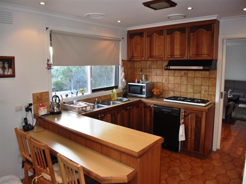 1 Deep Creek Drive, Doncaster East VIC 3109