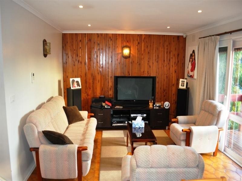 1 Deep Creek Drive, Doncaster East VIC 3109