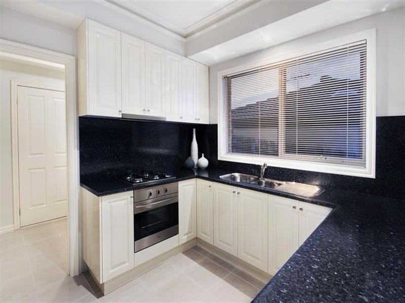 18 Ralph Street, Bulleen VIC 3105