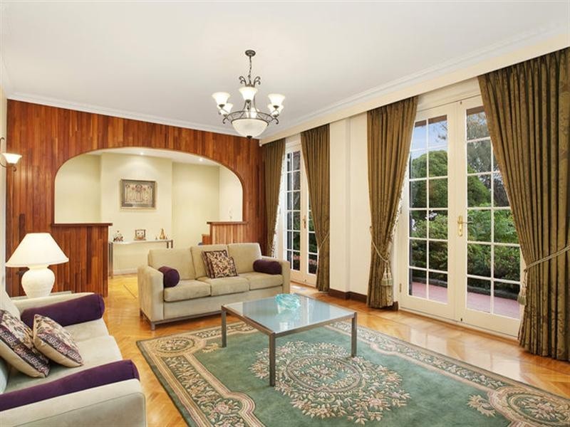 13 Rasmussen Drive, Templestowe VIC 3106