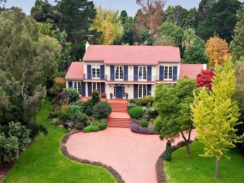 13 Rasmussen Drive, Templestowe VIC 3106