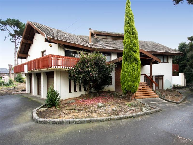 305 Church Road, Templestowe VIC 3106