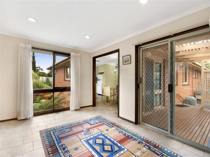 2 Skye Place, Doncaster East VIC 3109