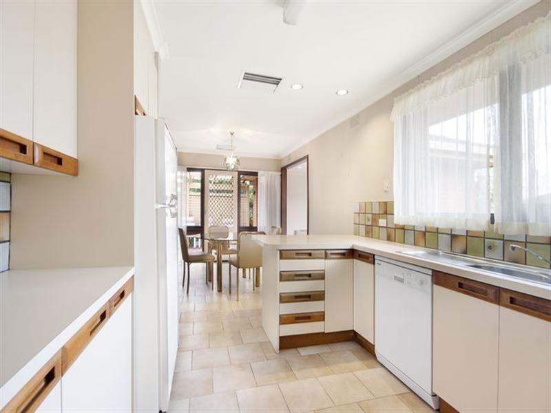 2 Skye Place, Doncaster East VIC 3109