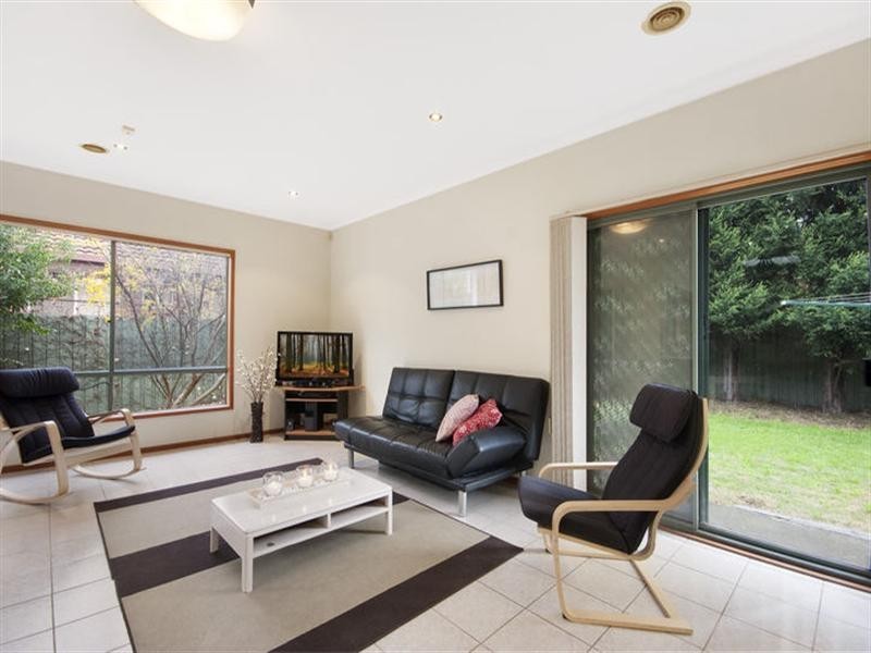 18 Holly Street, Preston VIC 3072