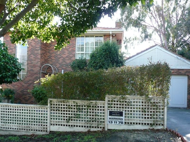 1/7 Firth Street, Doncaster VIC 3108