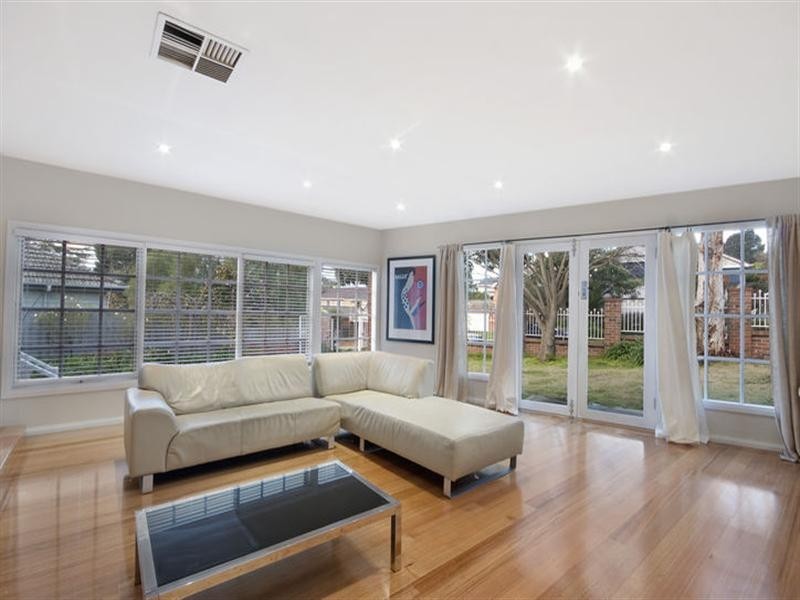 138 Mountain View Road, Balwyn North VIC 3104