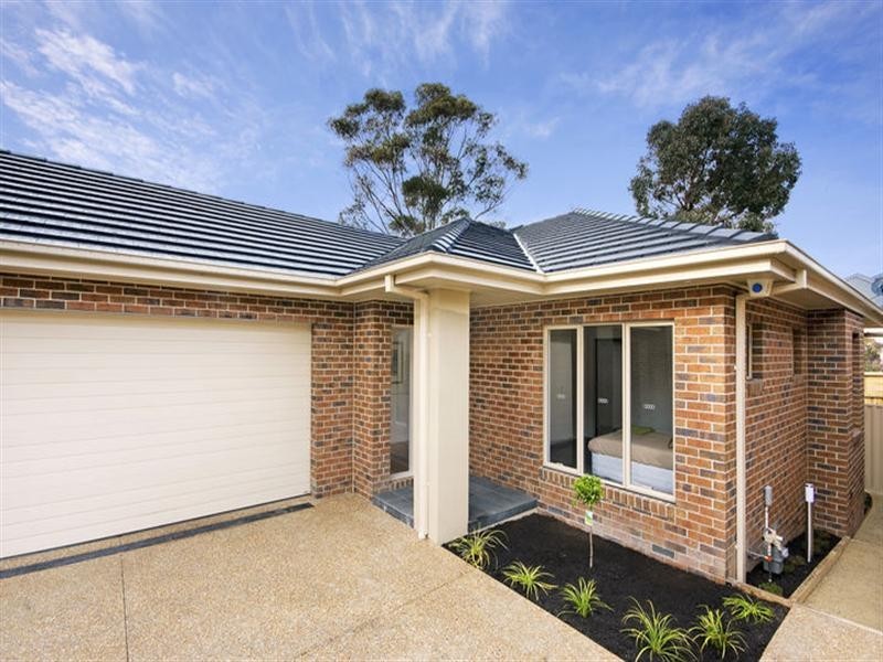 2/124 Beverley Street, Doncaster East VIC 3109