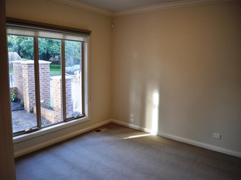 122 A Beverley Street, Doncaster East VIC 3109