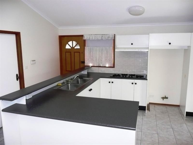 11 Cameron Parade, Bundoora VIC 3083