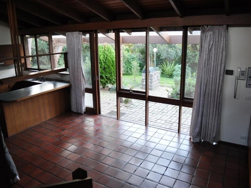 33 Sinclair Avenue, Templestowe Lower VIC 3107