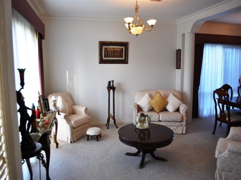 2 Savernake Court, Doncaster East VIC 3109