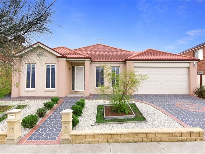 17 Kimberley Road, Cairnlea VIC 3023