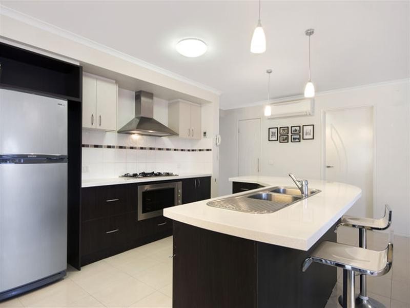 17 Kimberley Road, Cairnlea VIC 3023