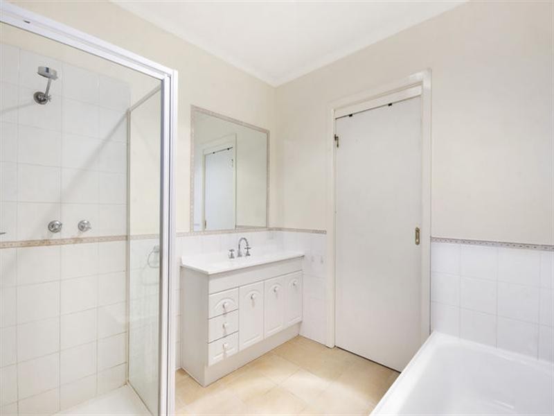 47 Russell Crescent, Doncaster East VIC 3109
