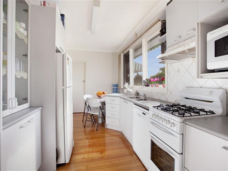 17 Cavalier Street, Doncaster East VIC 3109