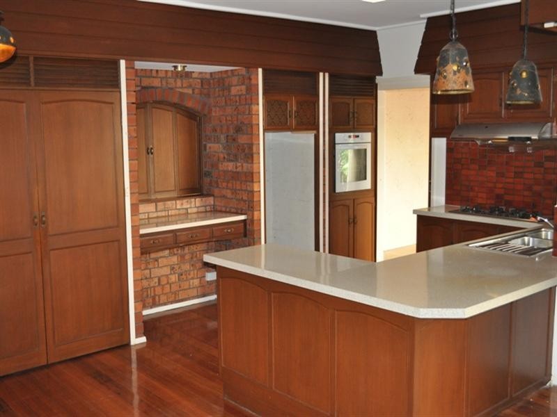 6 Viscount Drive, Doncaster VIC 3108