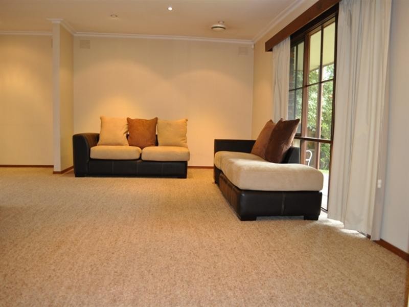 305 George Street, Doncaster VIC 3108