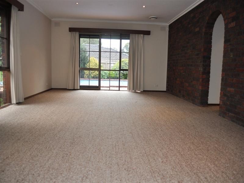 305 George Street, Doncaster VIC 3108