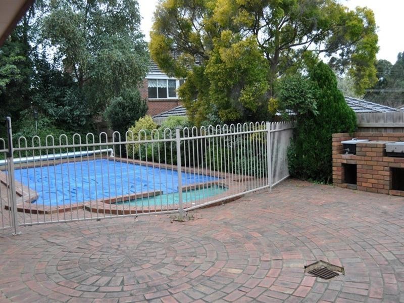 305 George Street, Doncaster VIC 3108