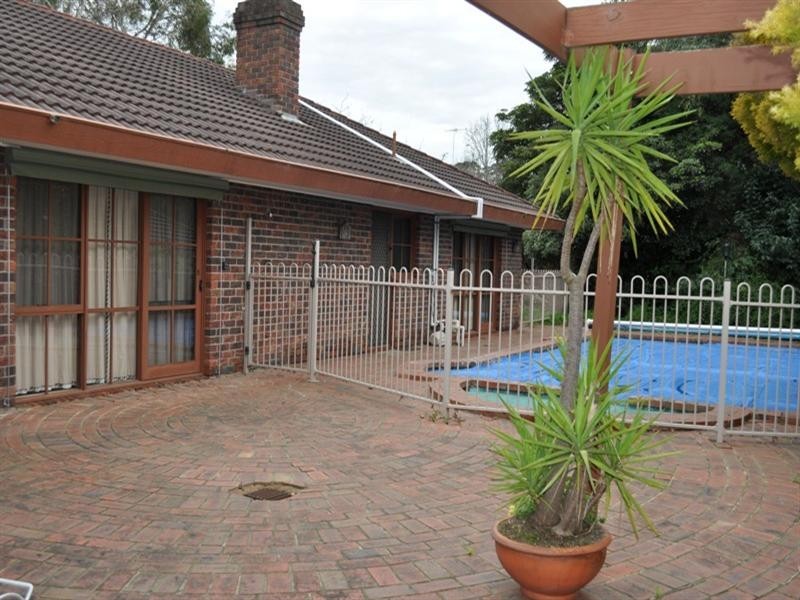 305 George Street, Doncaster VIC 3108