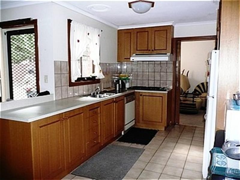 6 Thomas Hardy Drive, Templestowe VIC 3106