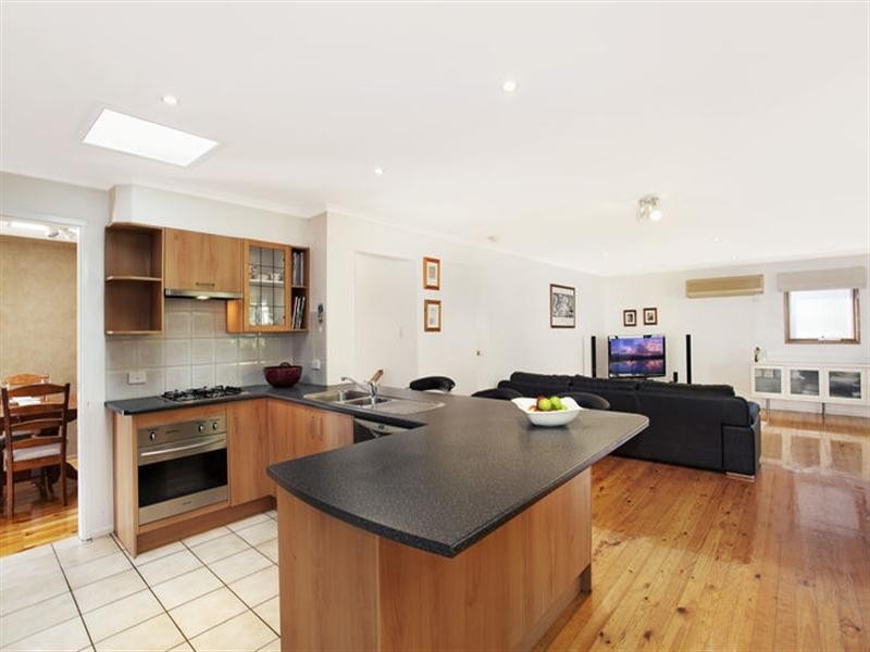 2 Bantry Grove, Templestowe VIC 3106