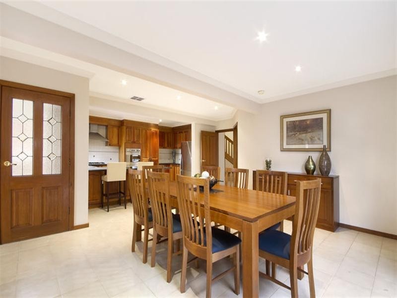 6 Hathaway Close, Templestowe VIC 3106