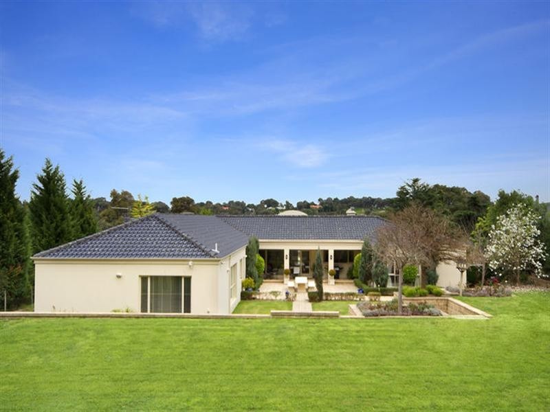 10 Oakland Drive, Warrandyte VIC 3113