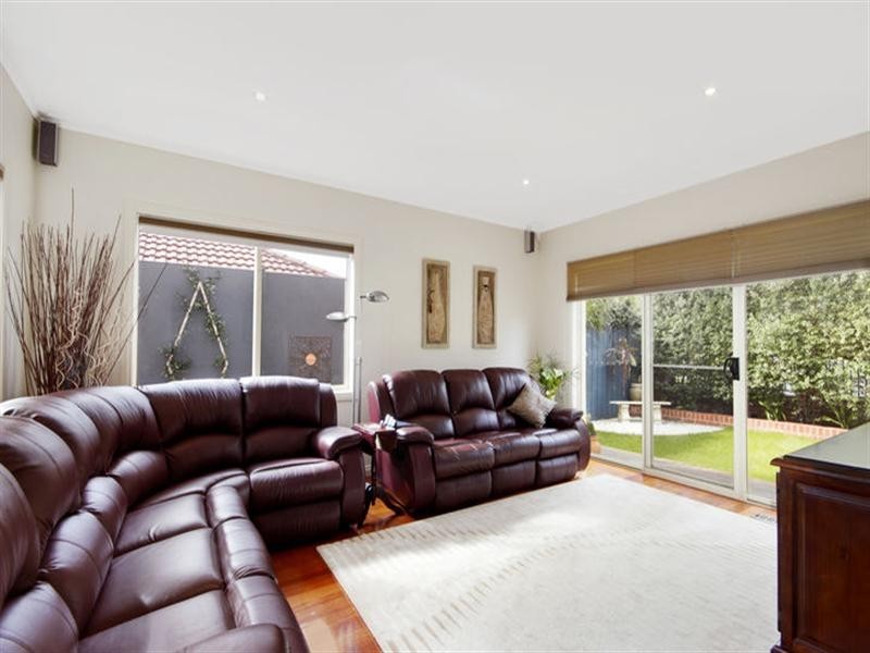 1/5 Belvedere Avenue, Doncaster East VIC 3109