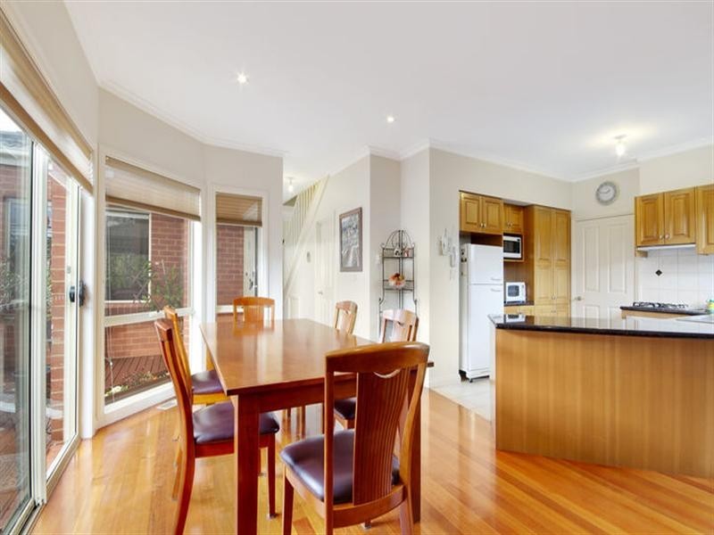 1/5 Belvedere Avenue, Doncaster East VIC 3109