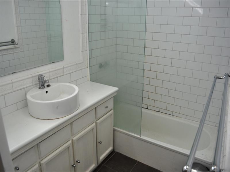 4 Seymour Grove, Camberwell VIC 3124