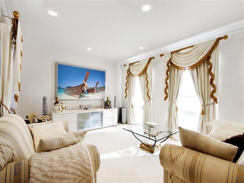 15 Thomas Hardy Drive, Templestowe VIC 3106