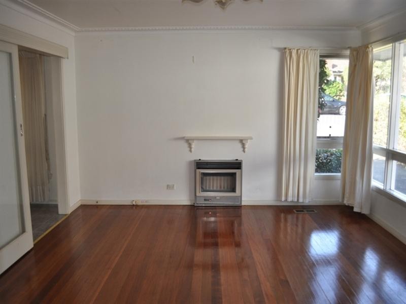 10 Peel Street, Mitcham VIC 3132