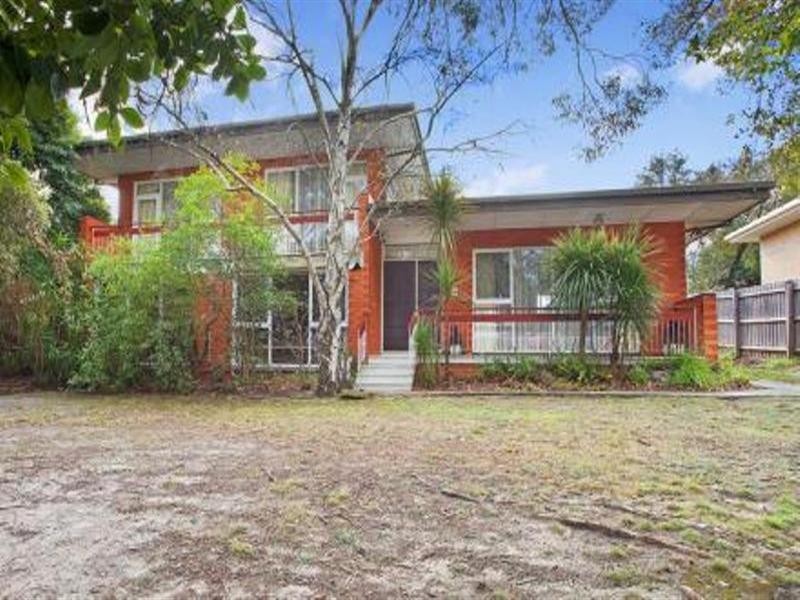 17 Philip Avenue, Doncaster VIC 3108