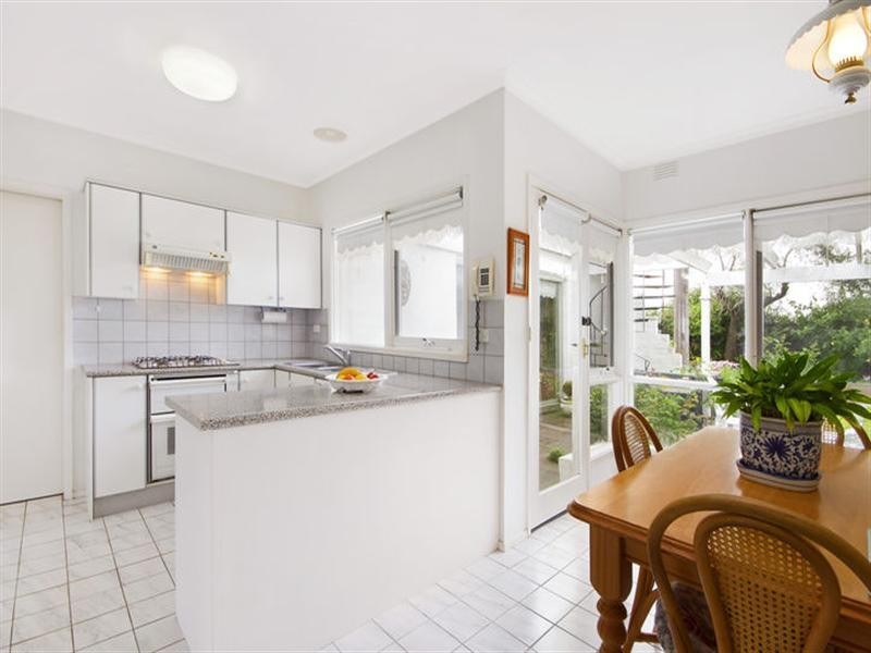 22 Crawford Road, Templestowe Lower VIC 3107