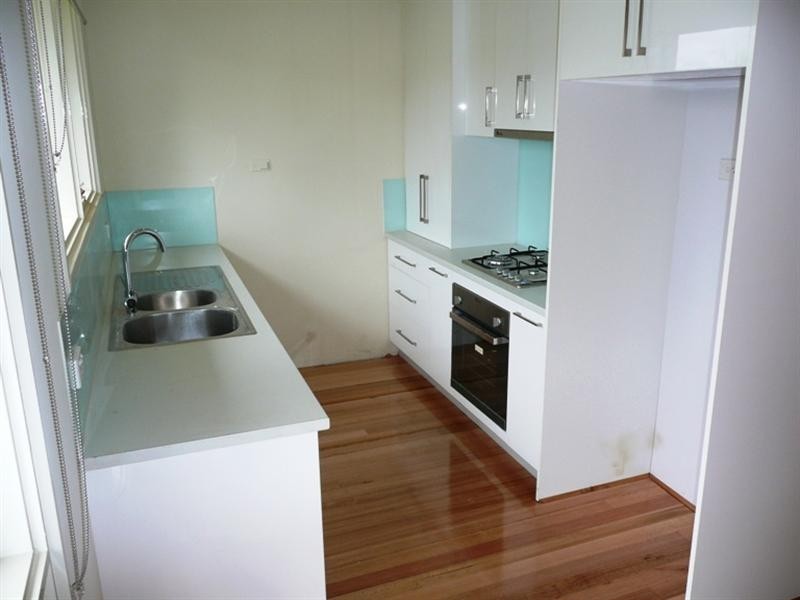 2/1 Paul Street, Doncaster VIC 3108